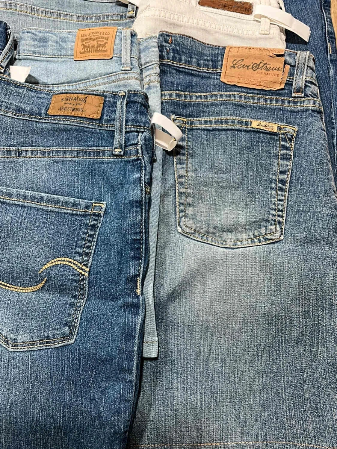 Lot 10 Shorts Levi's Femme toutes tailles, toutes coupes Bleu – photo 2